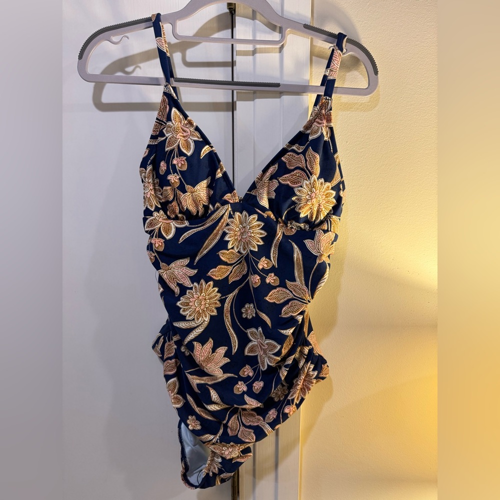 Cupshe one piece - new with tags